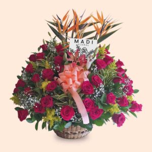 arreglos florales con canastas floristeria madi floral