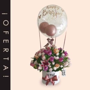 Ramo de flores con rosas, lirios y globos en cajas elegantes